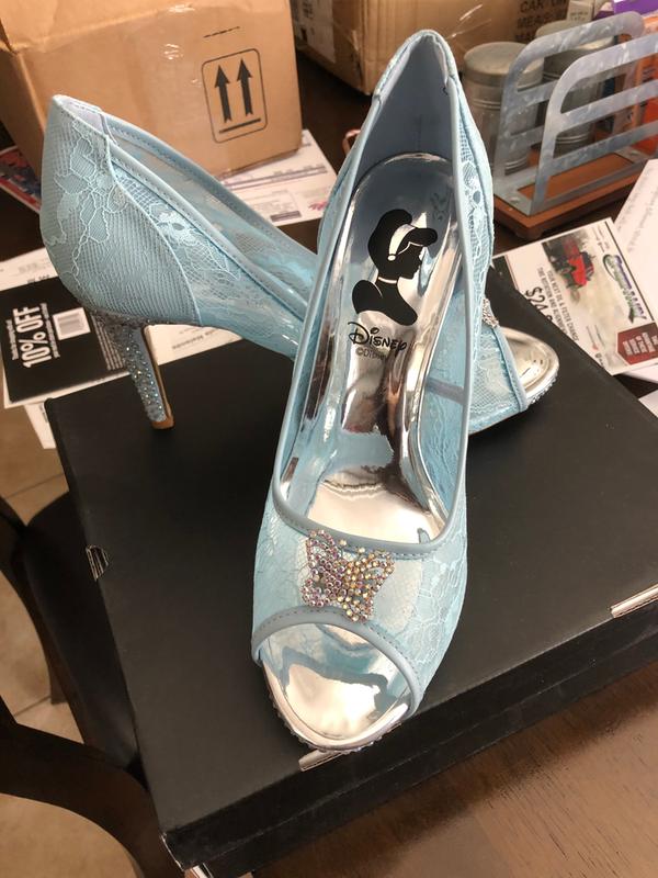 Hot topic clearance disney heels