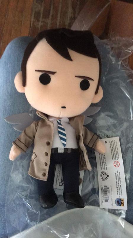 ぬいぐるみ　カスティエル Q-Pals PLUSH(ぬいぐるみ) 「スーパーナチュラル」 Amazon.com: QMx Supernatural Castiel Q-Pals : Toys & Games
