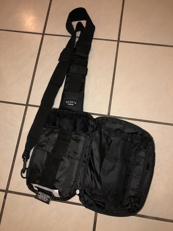 Hot topic best sale sling bag