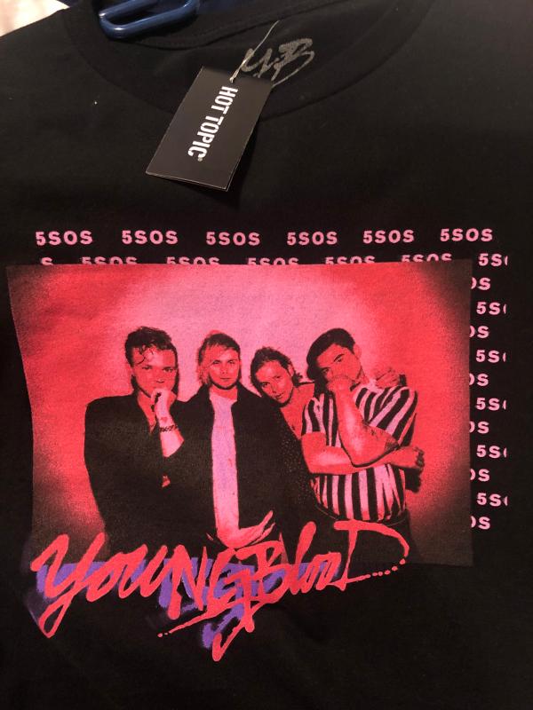 5sos merch best sale hot topic