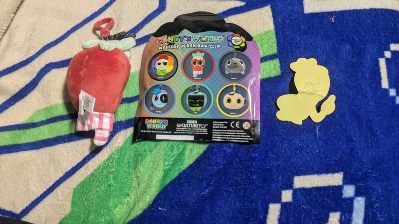 CultureFly Roblox Dandy's World Blind Bag Plush Bag Clip | Hot Topic
