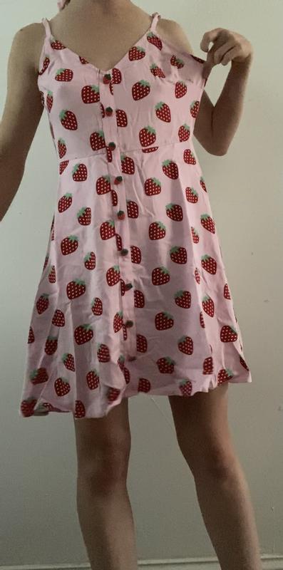 Forever 21 strawberry outlet dress