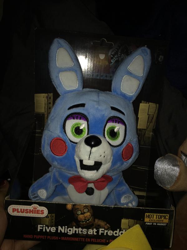 Five Nights At Freddy's Freddy Fazbear Plush Hand Puppet Hot Topic  Exclusive