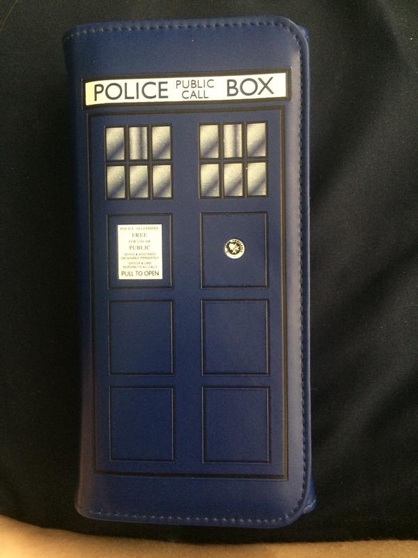 Portafoglio Ufficiale Doctor Who Tredicesima Dottore - Tardis Strisce Blu, 100x190x35mm