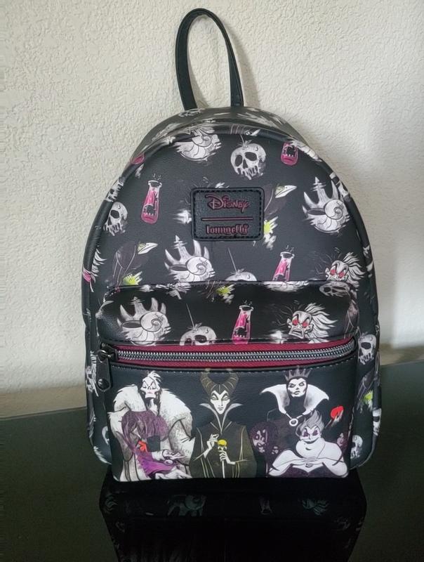 CCH x Disney Villains Backpack pre-order Dec ETA 🩷 DM Loves 💞 50