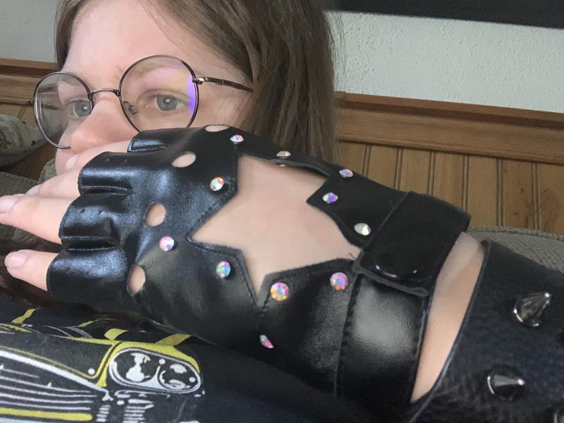 Rhinestone Star Cutout Moto Fingerless Gloves | Hot Topic