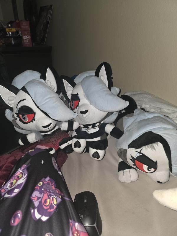 Youtooz Helluva Boss Sitting Loona Plush Hot Topic Exclusive | Hot