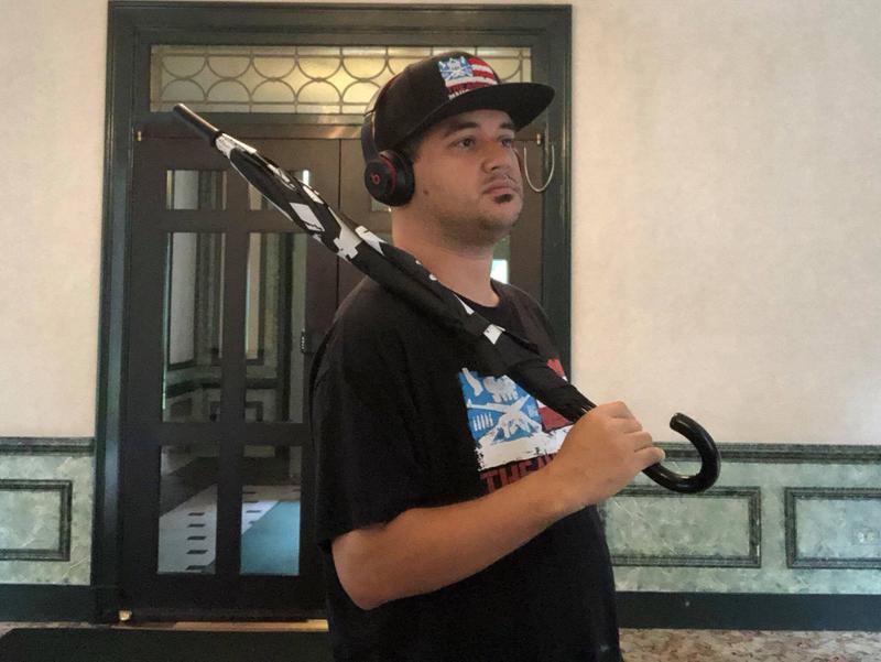 BULLET CLUB 全面ロゴ 傘 １本 umbrella New Japan Pro-Wrestling Bullet Club Logo Stick Umbrella