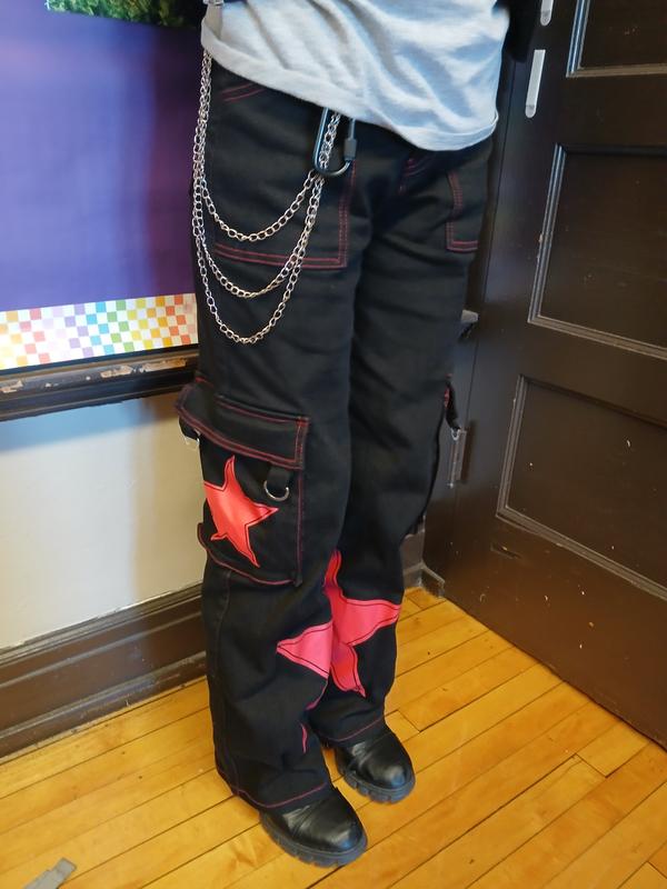 Red Star Grommet Cargo Pants | Hot Topic