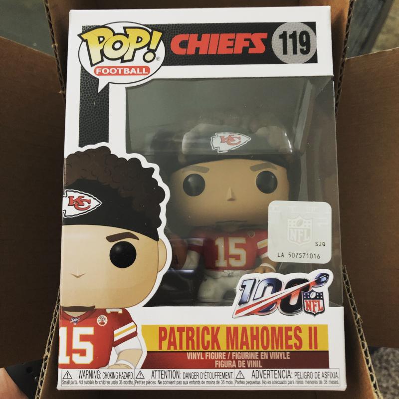 : Patrick Mahomes (Kansas City Chiefs) NFL Funko Pop! Series 7 :  Funko: Sports & Outdoors