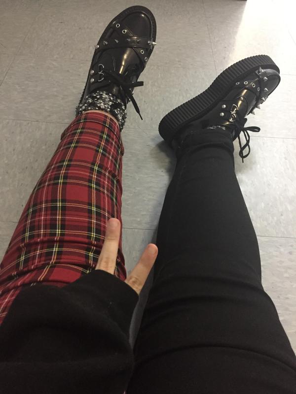Black & Red Plaid Split Leg Pants With Detachable Chain Plus Size