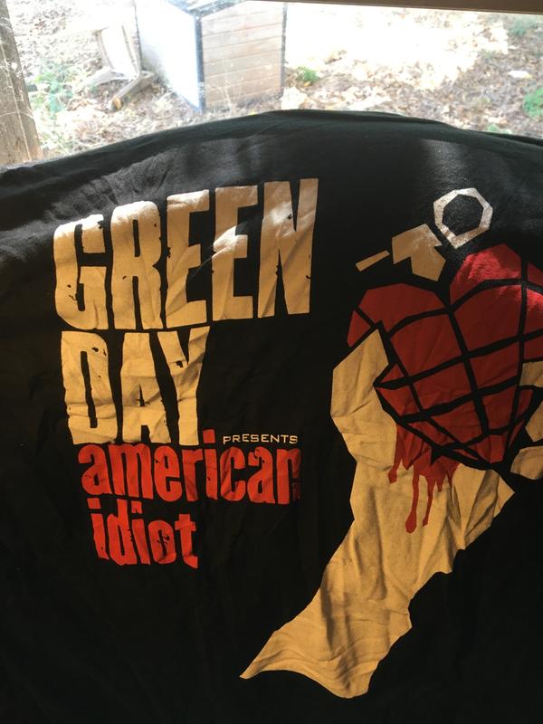 Hot Topic Green Day T-Shirts for Men