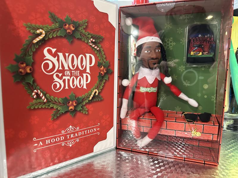 Snoop On The Stoop A Hood Tradition Doll Hot Topic Exclusive