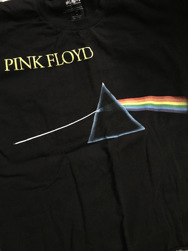 Pink floyd sale shirt hot topic