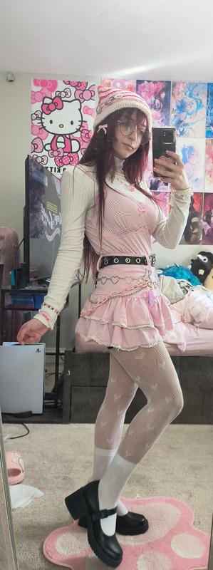 【新品タグ付き】rosa lace tiered skirt herlipto Pink Heart Lace Tiered Ruffle Skirt | Hot Topic