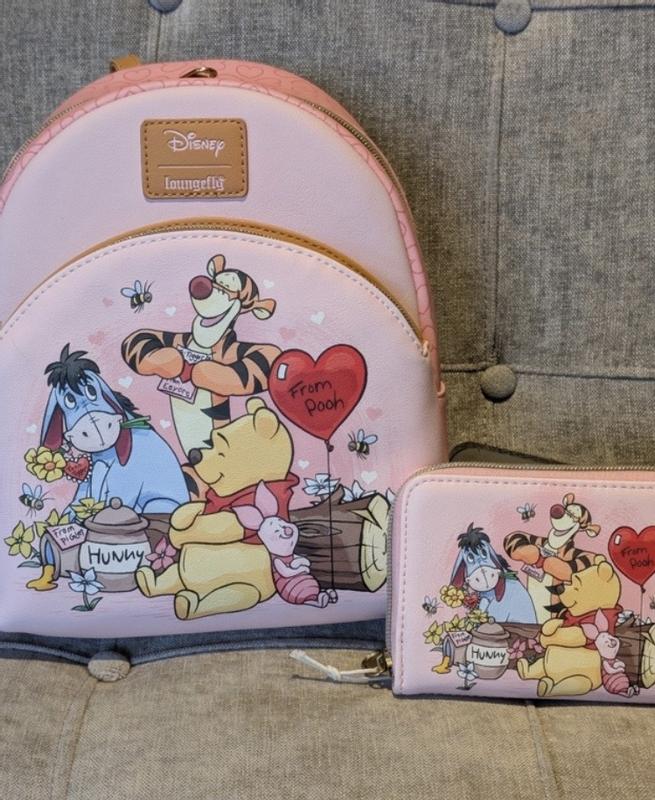 Loungefly Disney Winnie The Pooh Valentine display picture 1