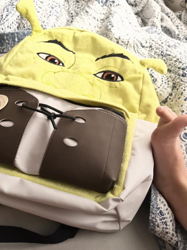 Hot topic shrek 2025 backpack