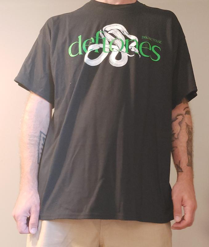 Deftones T-Shirt Ufficiale 'Green Photo' - Maglietta Unisex In Cotone, Nero, Taglie S-XXL