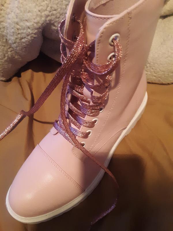 Pink and white wing hotsell combat boots