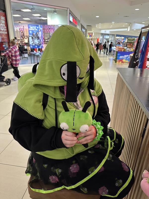 Gir hoodie hot topic sale