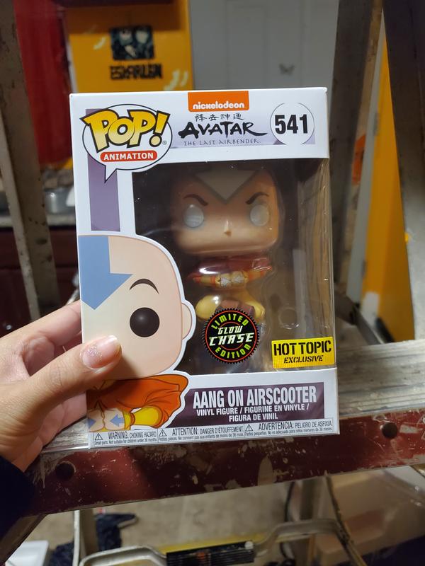 Figurine Pop Avatar: le dernier maître de l'air #1489 pas cher : Kyoshi - Glow in the Dark