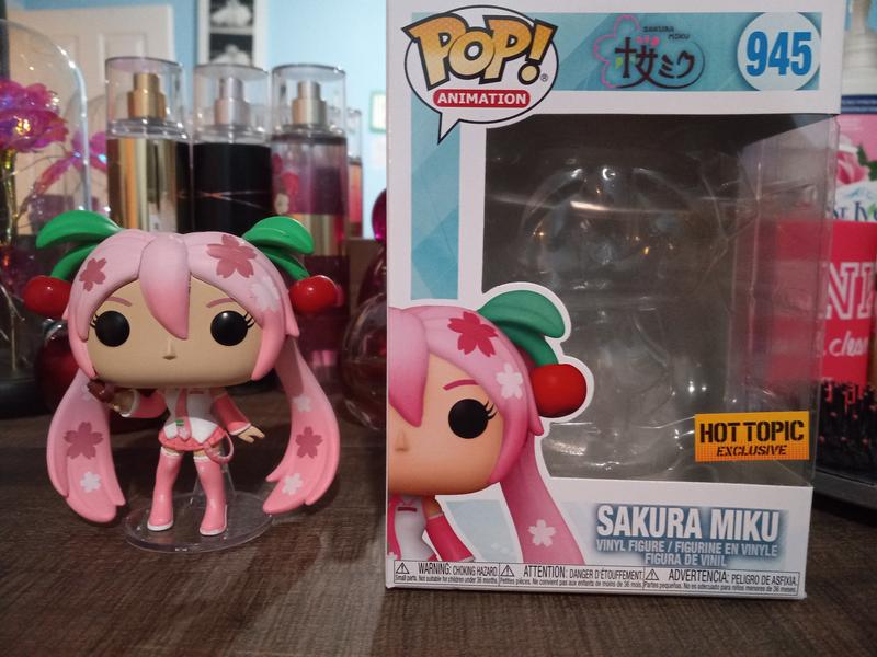 Funko Vocaloid Pop! Animation Hatsune Miku (Cherry Blossom) Vinyl