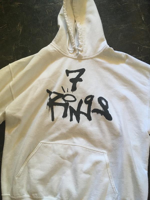 7 rings hoodie online