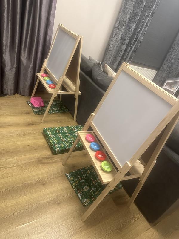 Pop-Up Easel Art Set 140 Pieces