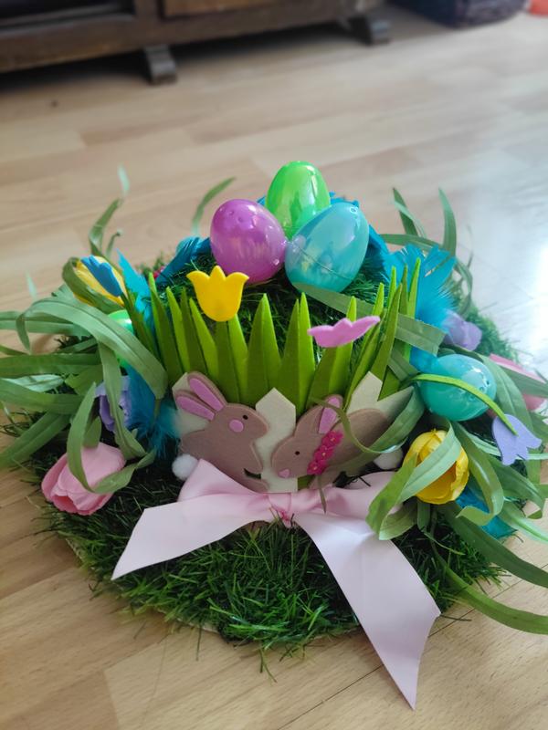 How to Make a Spectacular DIY Easter Bonnet Hobbycraft
