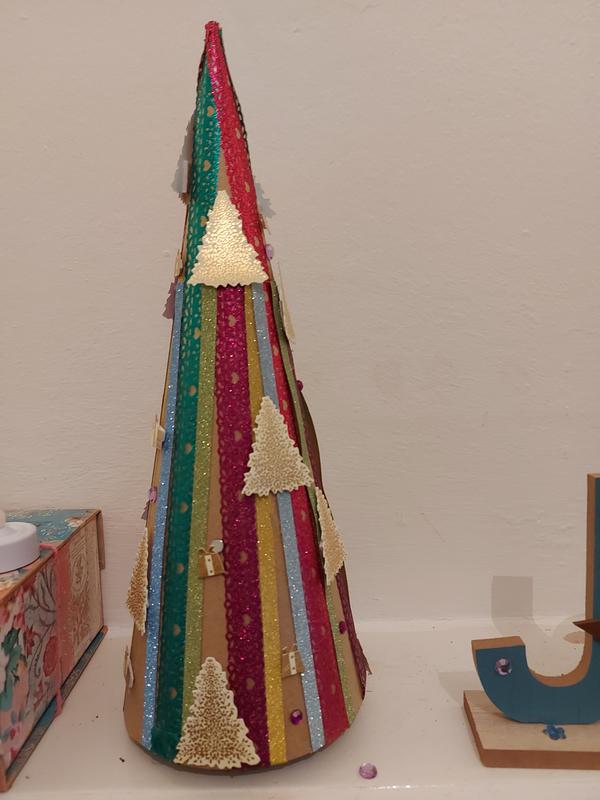 Mache Cone 35cm