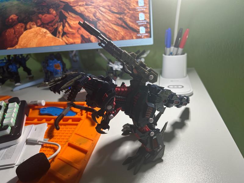 Zoids RMZ-011 Geno Saurer Raven Special Model Kit | Hobby Lobby
