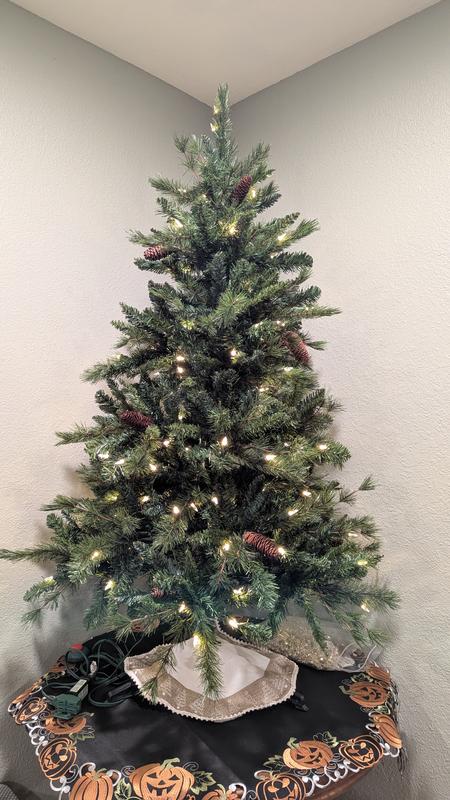 Brittany Pine Pre-Lit Christmas Tree - 4.5 ft | Hobby Lobby | 5064431