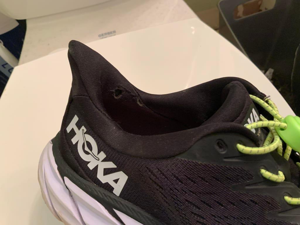 Size 9.5 HOKA Clifton 8 Black Regular purchases Width Low Top Lace Up Sneaker Running Shoe