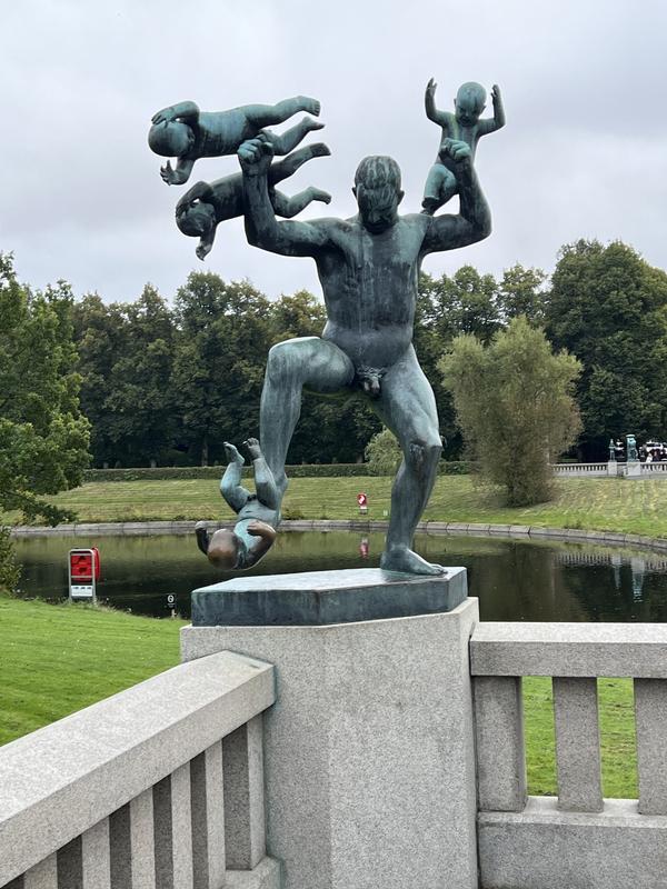 Vigeland Sculpture Park & Picturesque Drobak Cruise Tour