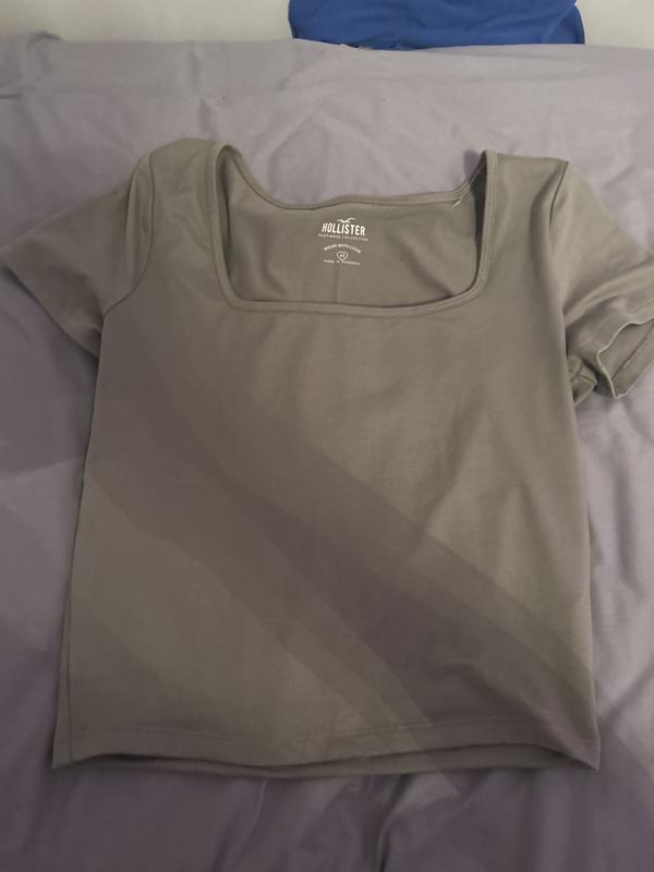 Women's Seamless Fabric Square-Neck Baby Tee