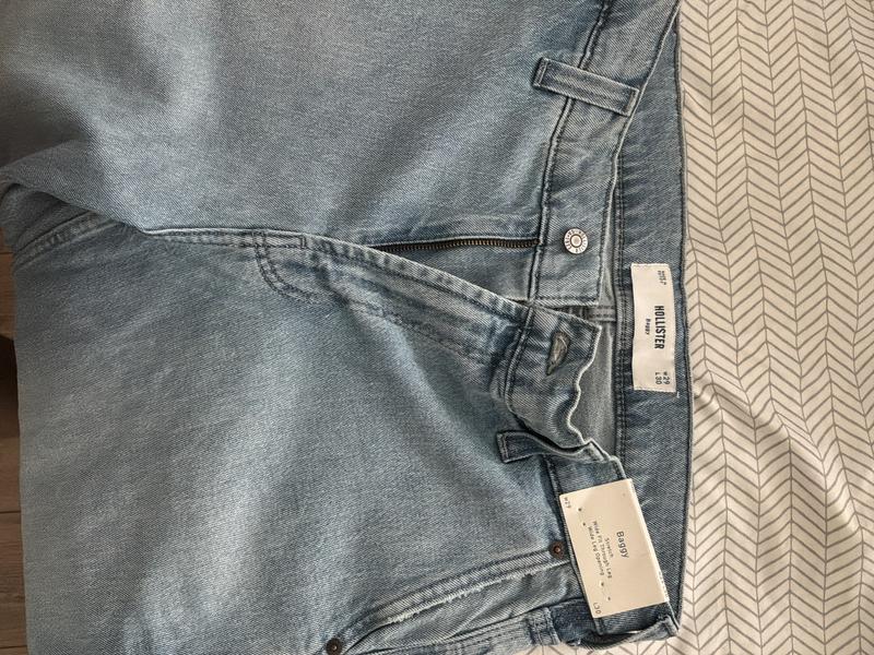 Men's Indigo Baggy Jeans | Men's Bottoms | HollisterCo.com