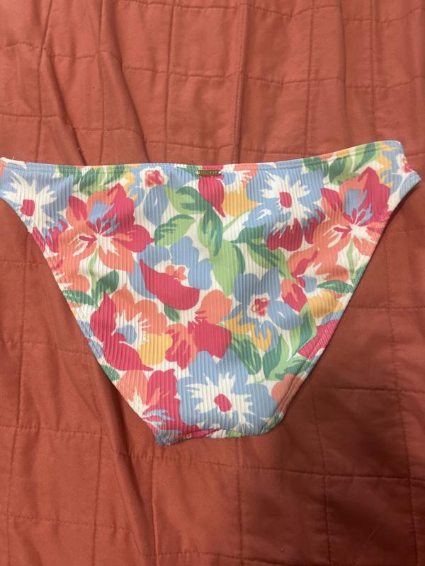 Women s Ribbed Scoop Bikini Top Women s Swimwear HollisterCo