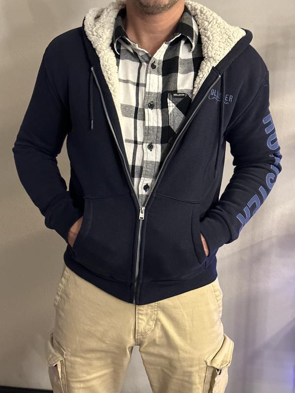 Hollister sherpa hoodie deals mens