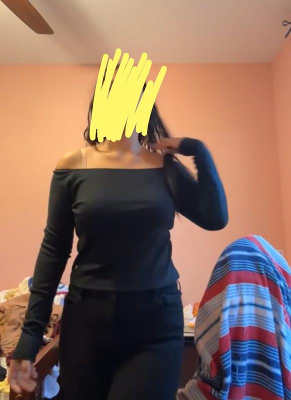 Hollister black off the shoulder top best sale