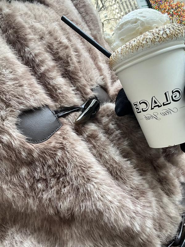 LGB PK TIPI BLACK✖️DEER TOGGLE Women's Cozy Toggle Jacket | Women's Clearance | HollisterCo.com