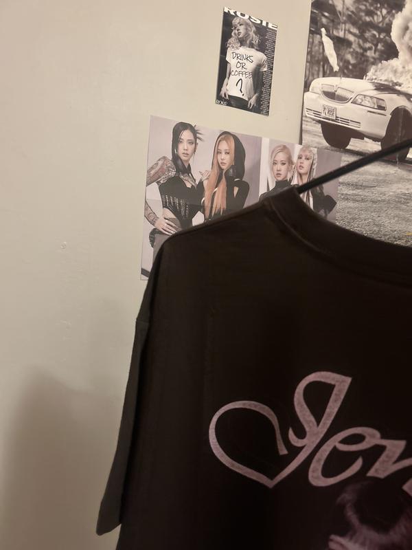 Women's Oversized Jennie Graphic Tee | Women's Clearance