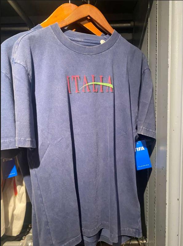 Men's Boxy 2002 FIFA World Cup™ Korea Japan Graphic Tee | Men's