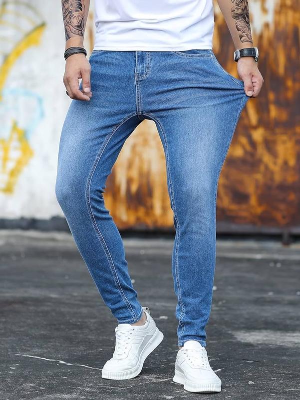 Men's Distressed Light Wash Slim Straight Jeans