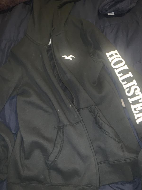 Hollister California Women Embroidered Applique Logo GRAPHIC Full-ZIP  Hoodie sherpa lined Sweatshirt brown Size Small S : : Fashion