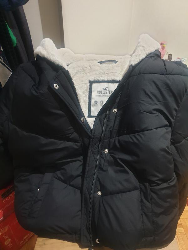 Hollister jacket with fur cheap hood