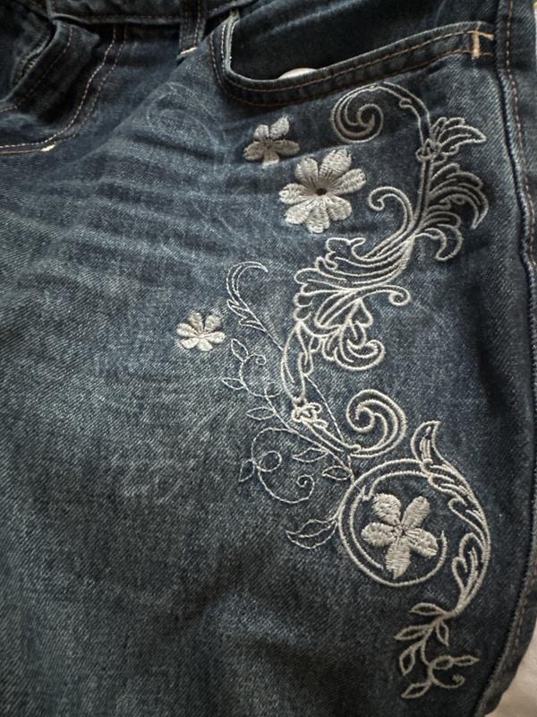 Jeans Love Revival Junior Taille 3 - Skinny Low Rise - Délavage Moyen Et Broderies Fleuries - Occasion Très Bon état