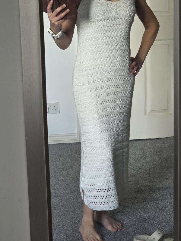 denim square neck midi dress in benton wash Light Model is 5`8 And Farm Rio Winter Tapestry Size_29 Color:Soleil