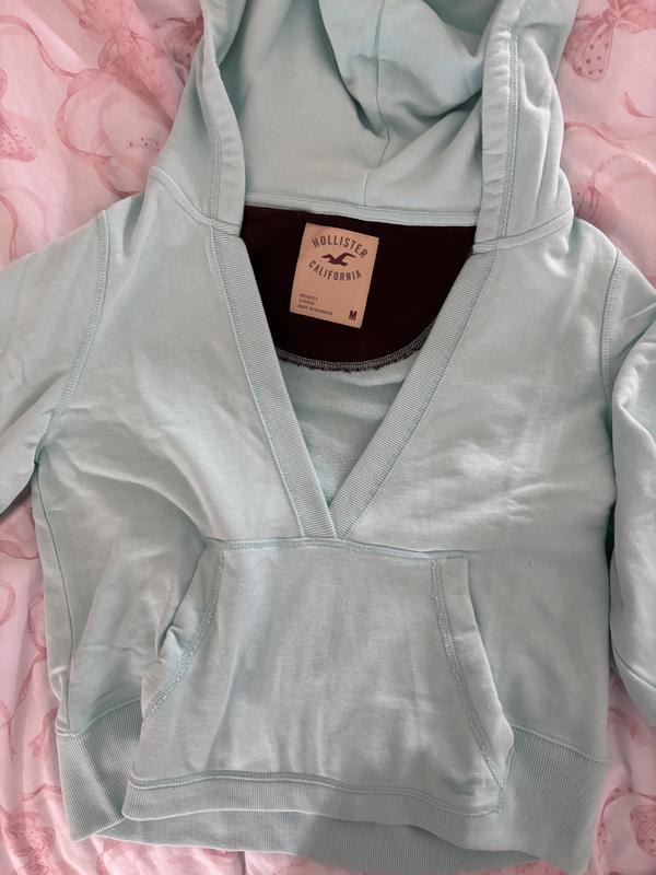 Women's Easy V-Neck Hoodie | Women's Sale | HollisterCo.com