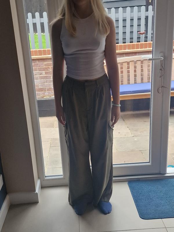 Hollister wide leg joggers in grey