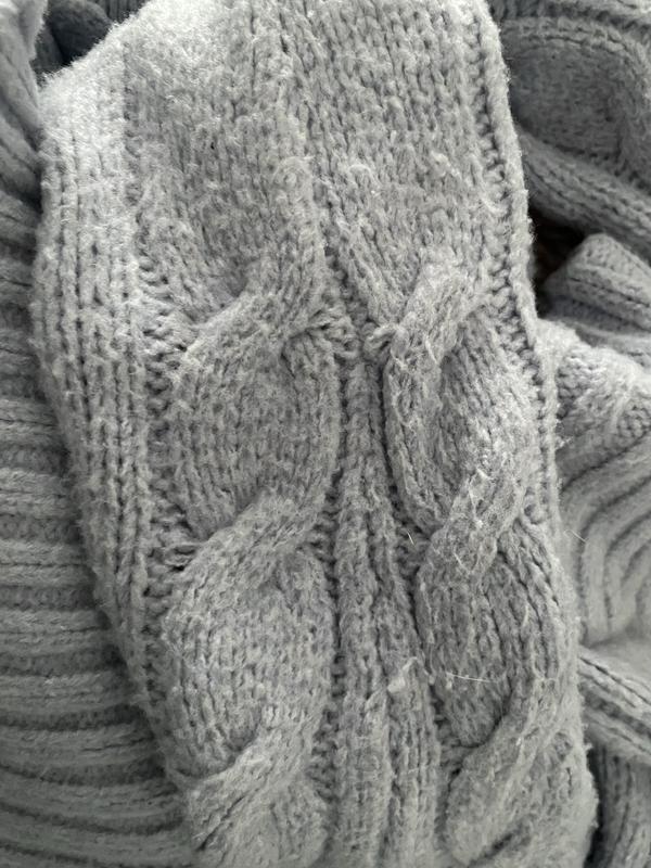 Hollister cable knit scarf online